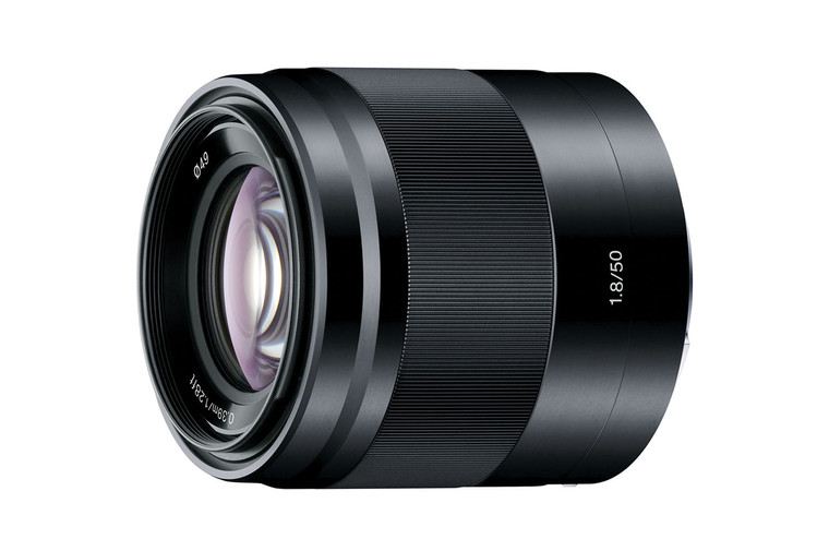 Sony E 50mm f/1.8 OSS