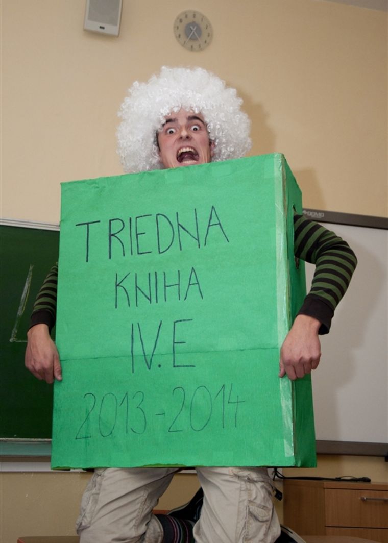 Pečatenie triednej knihy - 4.E
